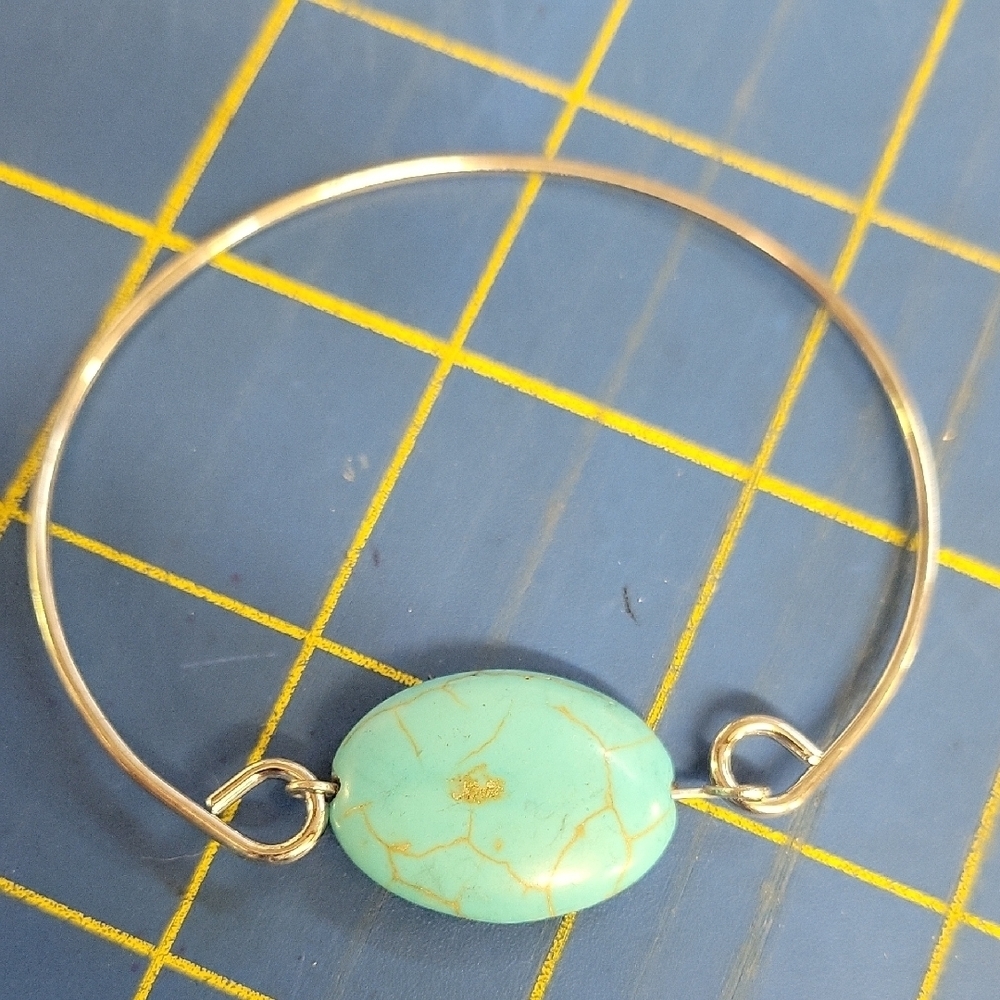 Silver Tone Bracelet with Turquoise Stone